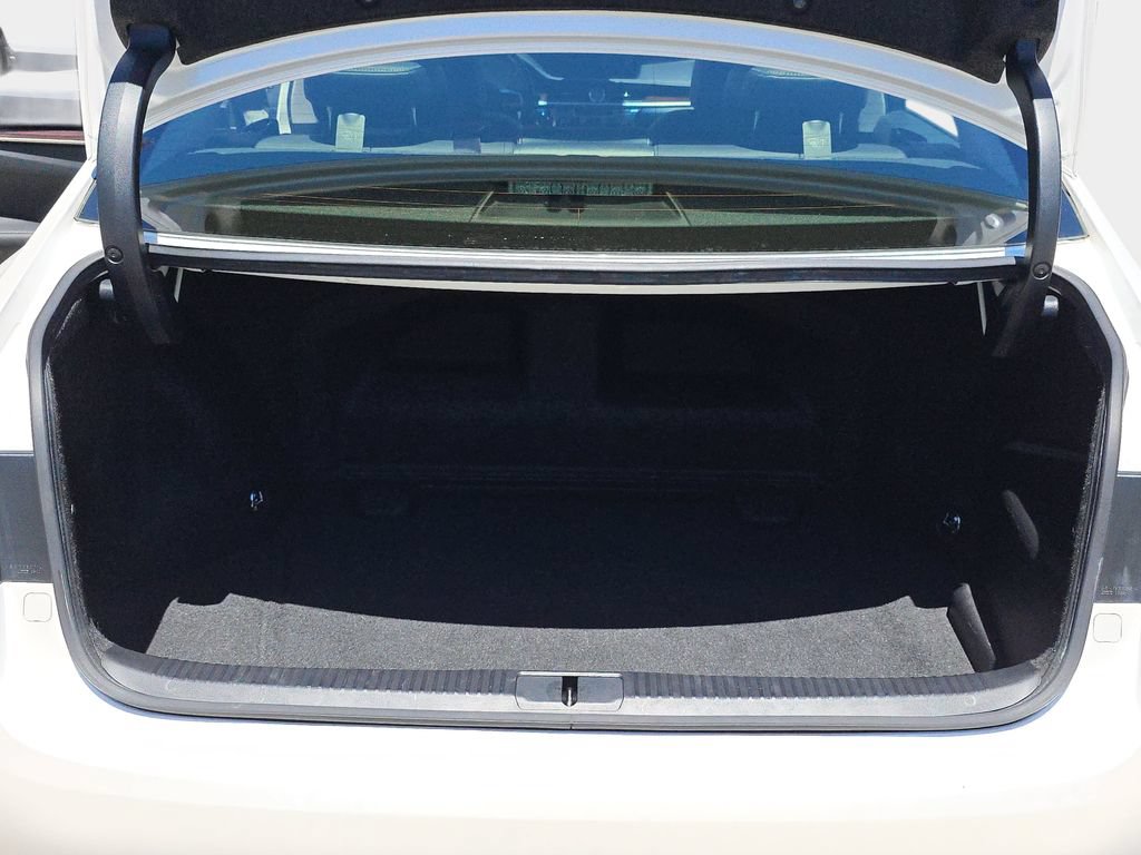 Used 2016 Lexus ES 300h w/ Navigation System Package FWD image 14
