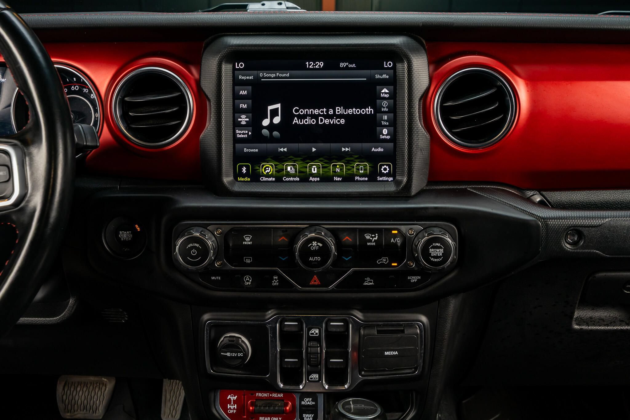 Used 2022 Jeep Gladiator Rubicon w/ LED Lighting Group AWD/4WD image 22