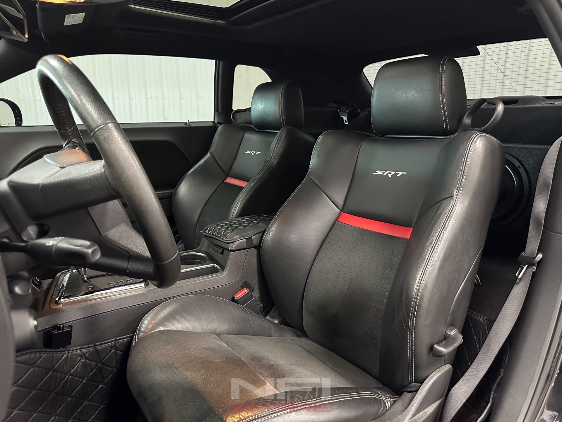 Used 2009 Dodge Challenger SRT8 w/ SRT Option Group II RWD image 24