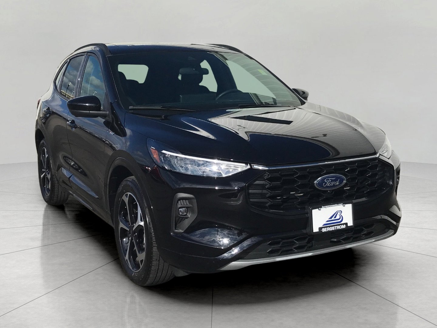 Used 2023 Ford Escape ST-Line Select w/ Tech Pack #2