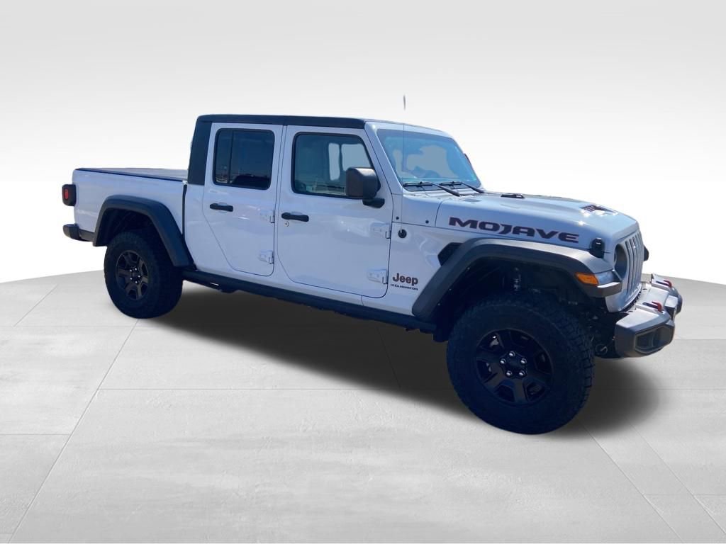 Used 2023 Jeep Gladiator Mojave w/ Dual Top Group AWD/4WD image 10