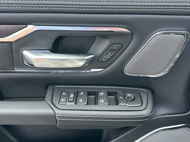 New 2026 RAM 1500 Laramie AWD/4WD image 14