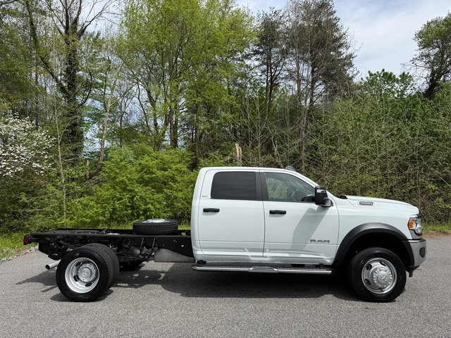Used 2024 RAM 5500 SLT w/ Quick Order Package 27G SLT image 5