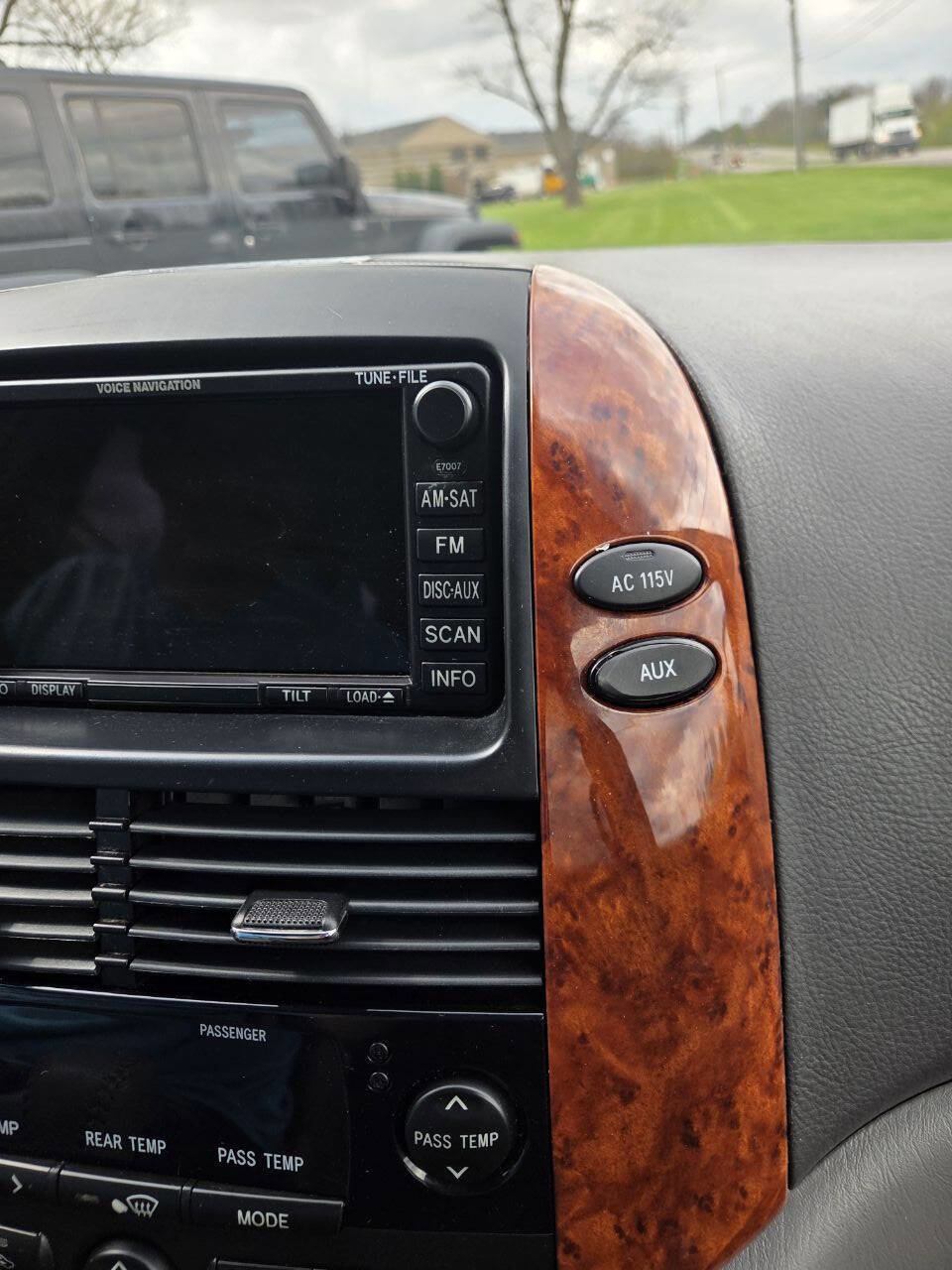 Used 2010 Toyota Sienna FWD image 27