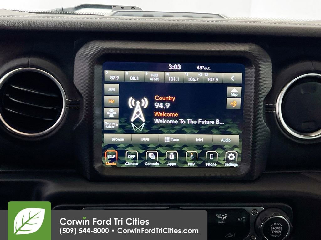 Used 2022 Jeep Wrangler Unlimited Sahara image 20
