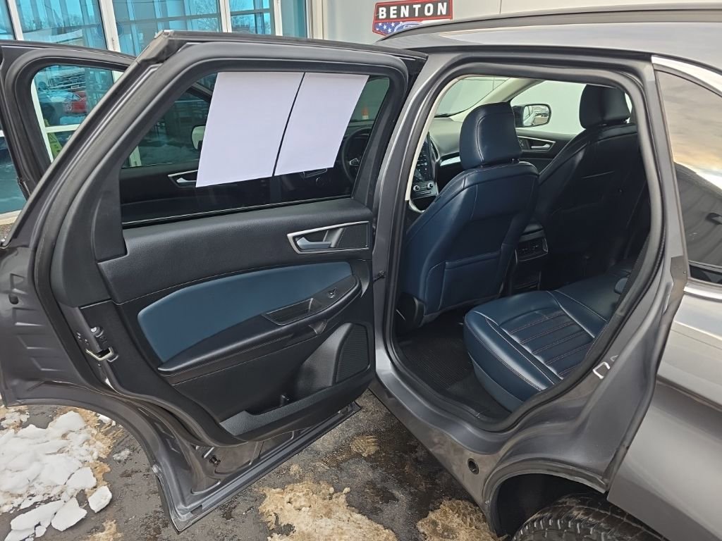 Used 2022 Ford Edge SEL w/ Sport Appearance Package image 28