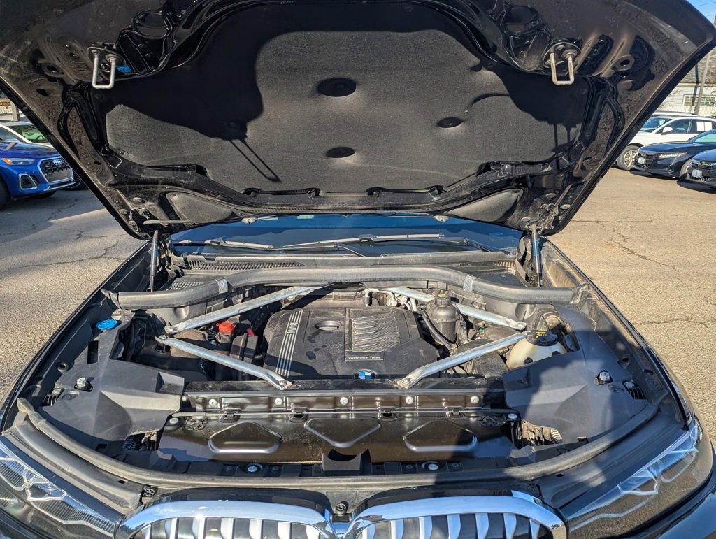 Used 2020 BMW X7 xDrive40i w/ Cold Weather Package image 41