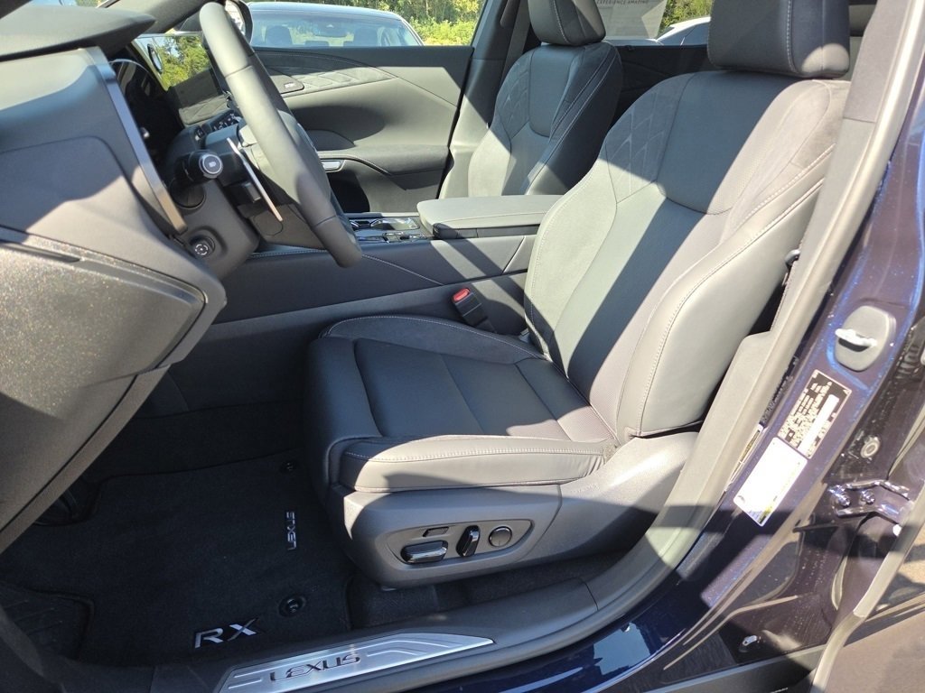 New 2025 Lexus RX 350 AWD image 6