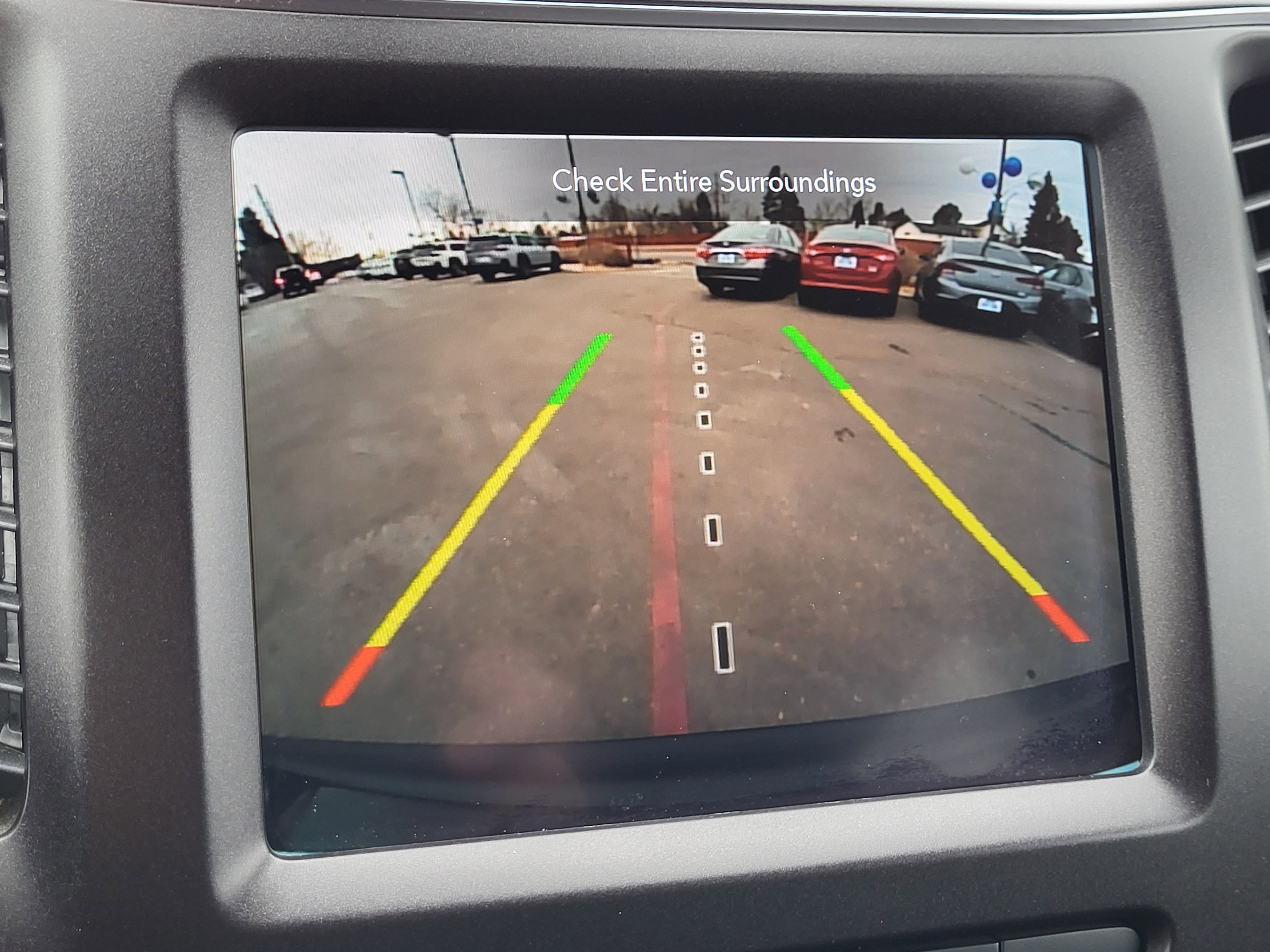 Used 2020 Jeep Cherokee Trailhawk image 16