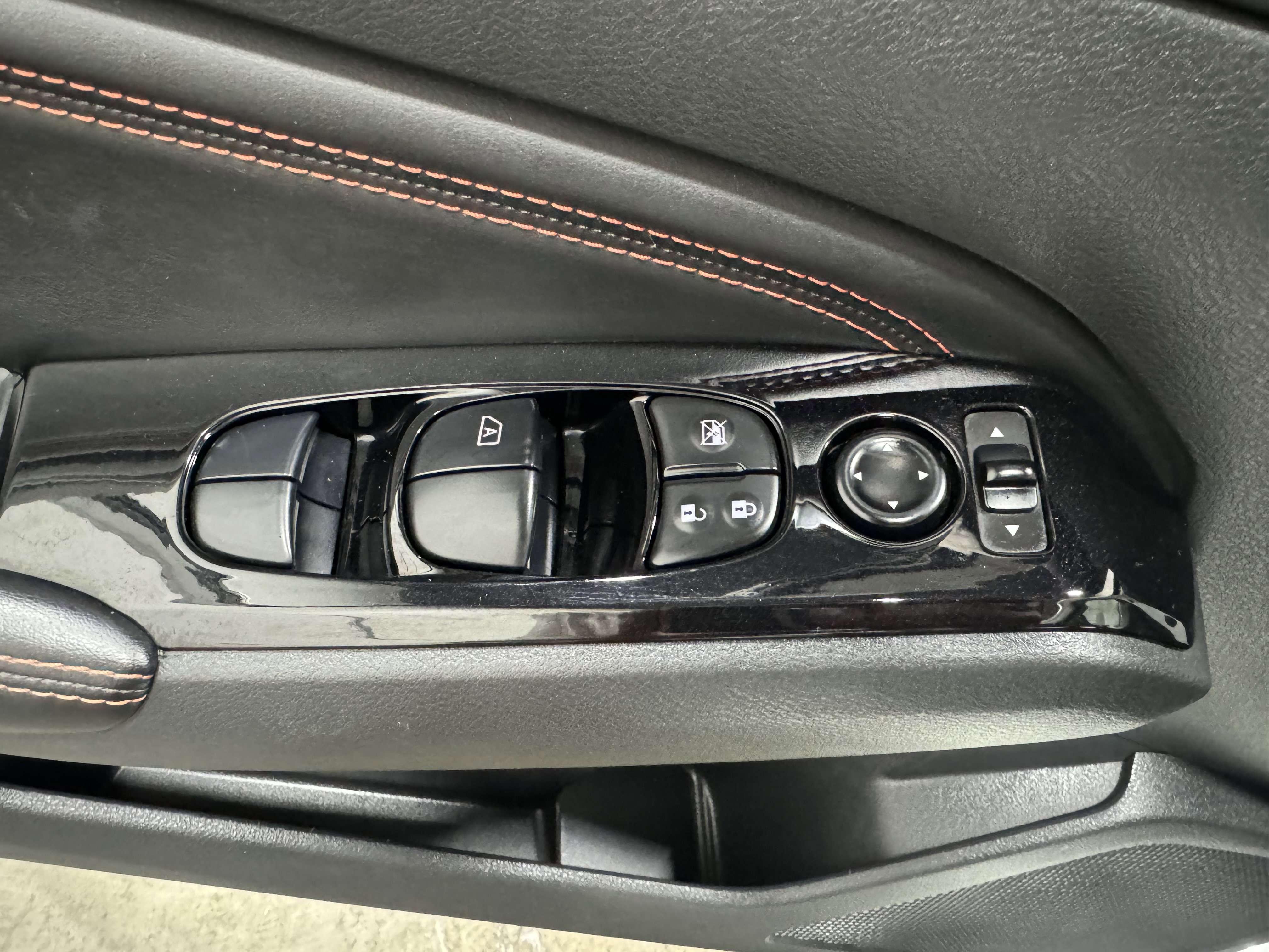 Used 2023 Nissan Altima 2.5 SR image 15