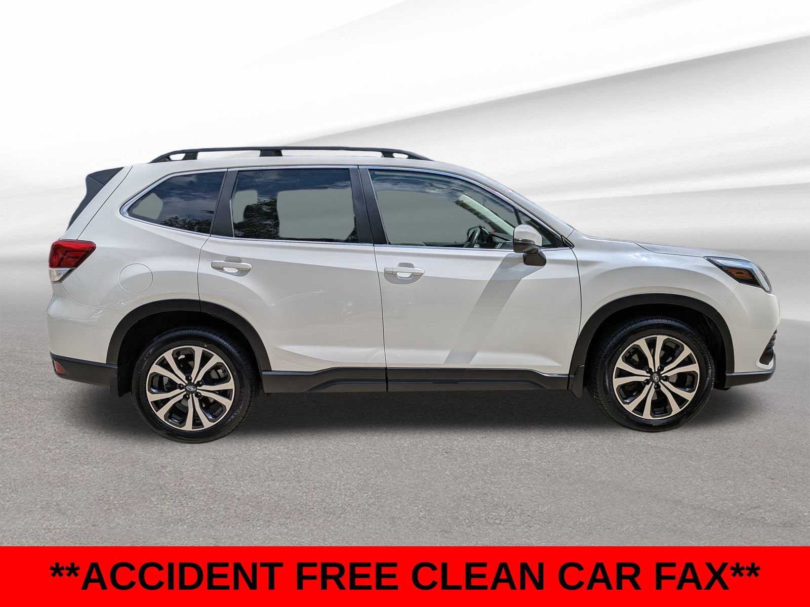 Used 2024 Subaru Forester Limited AWD/4WD image 5