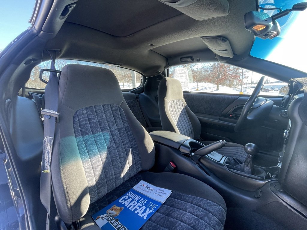 Used 2000 Chevrolet Camaro Z28 image 11