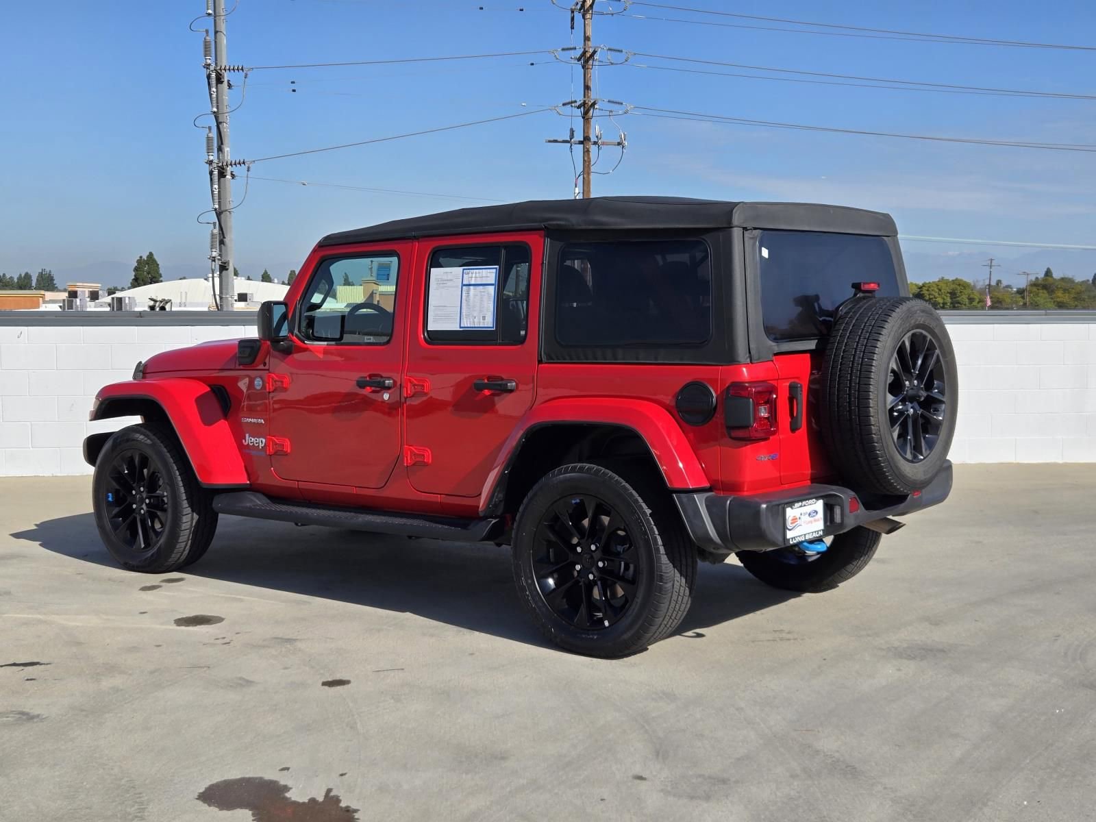 Used 2022 Jeep Wrangler Unlimited Sahara image 6
