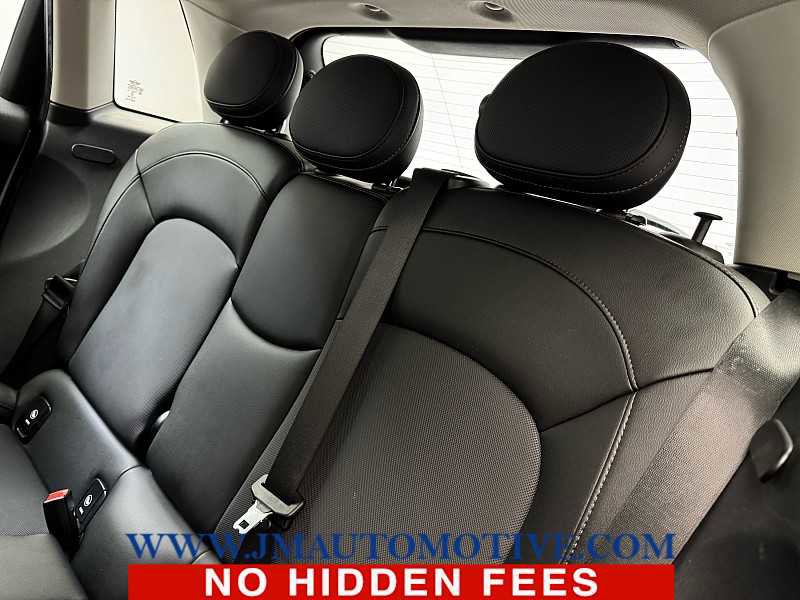 Used 2019 MINI Cooper S w/ Signature Upholstery Package image 17