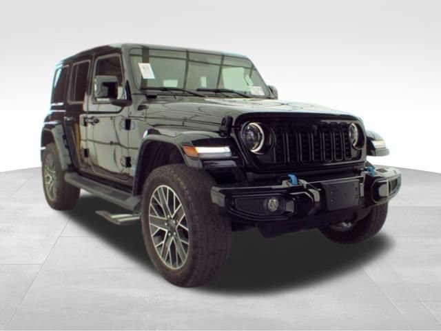 Used 2024 Jeep Wrangler High Altitude AWD/4WD image 7