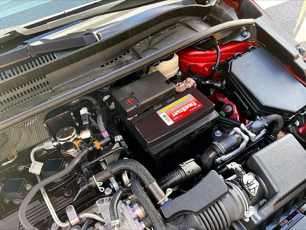 Used 2025 Toyota Corolla SE FWD image 28