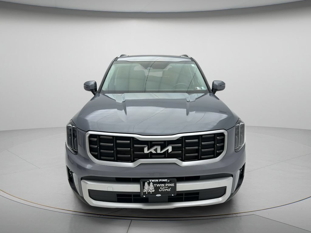 Used 2025 Kia Telluride S AWD/4WD image 2