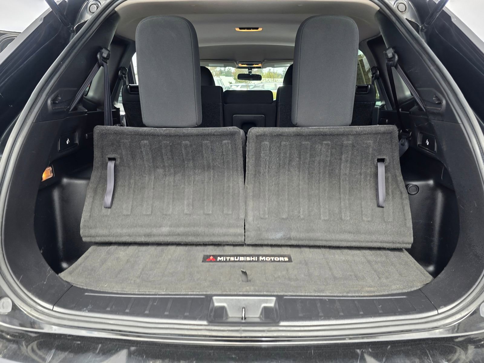 Used 2022 Mitsubishi Outlander ES AWD/4WD image 11