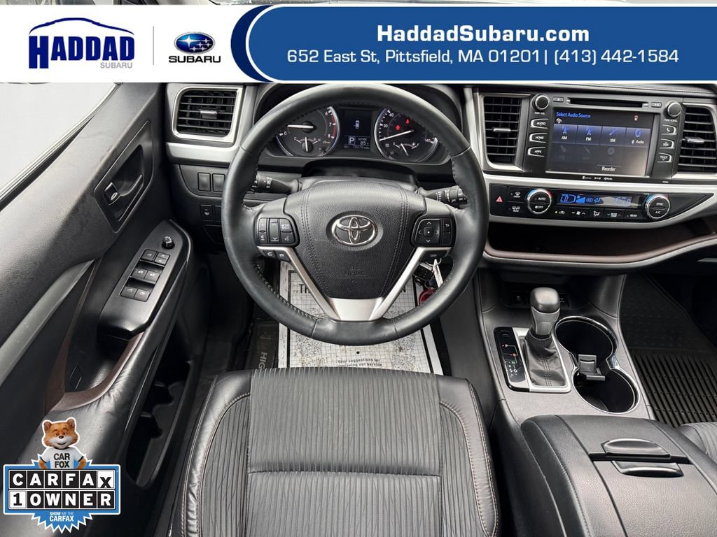 Used 2016 Toyota Highlander Plus AWD/4WD image 12