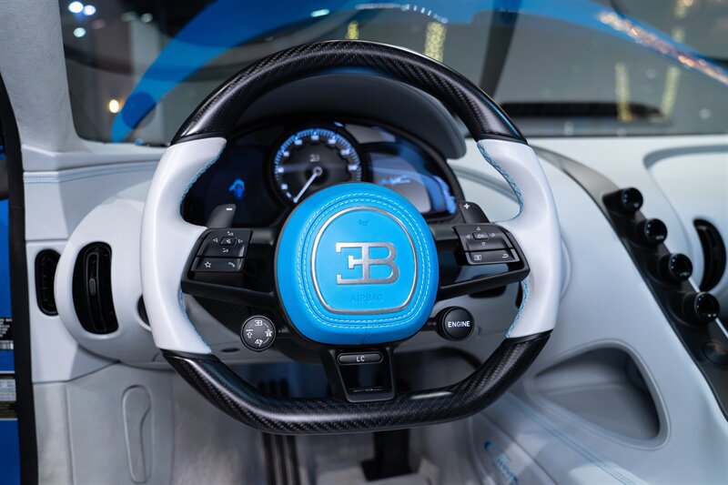 Used 2022 Bugatti Chiron Super Sport AWD/4WD image 64