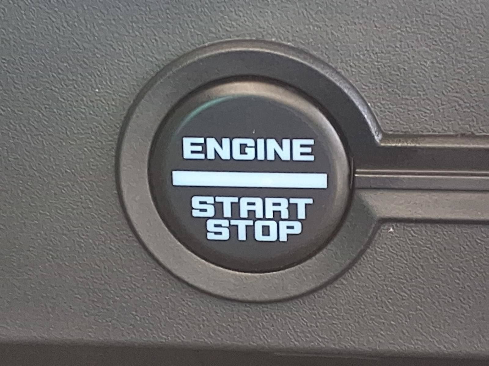 Used 2025 Ford Bronco Badlands AWD/4WD image 12