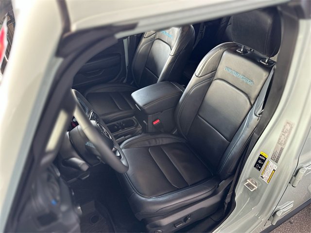 Used 2024 Jeep Wrangler Unlimited Rubicon 4xe image 12