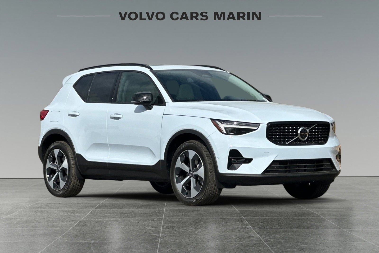 New 2026 Volvo XC40 B5 Plus w/ Protection Package Premier image 9