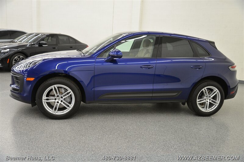 Used 2023 Porsche Macan AWD/4WD image 4