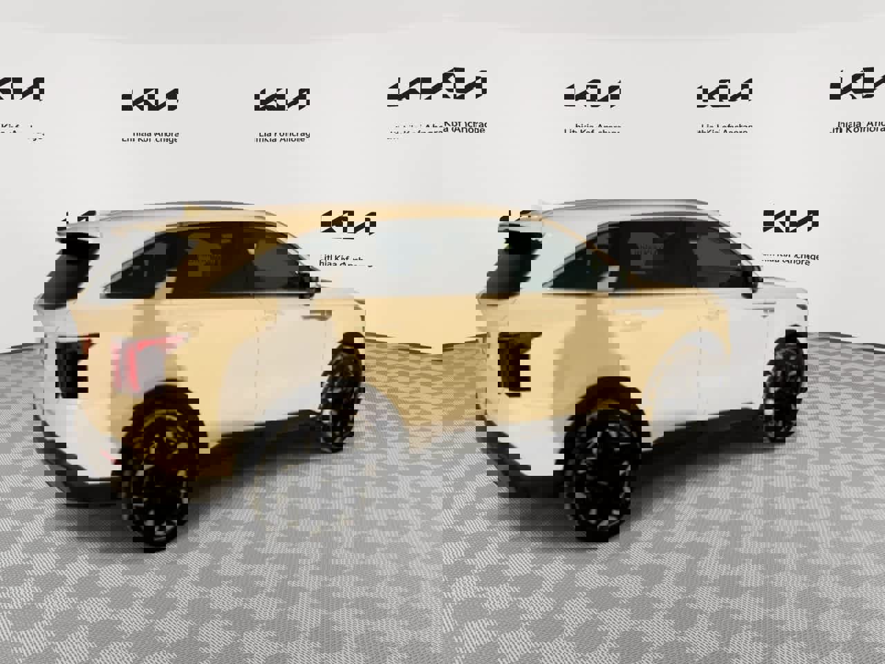 Certified 2025 Kia Sorento EX w/ Panoramic Sunroof Package image 8