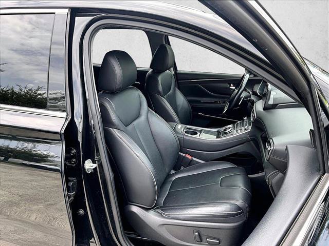Used 2022 Hyundai Santa Fe SEL w/ Convenience + Premium Package FWD image 9