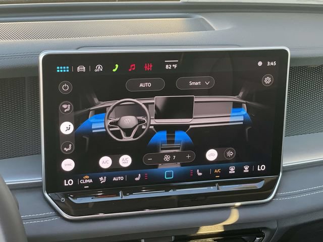 New 2026 Volkswagen Tiguan SE FWD image 11