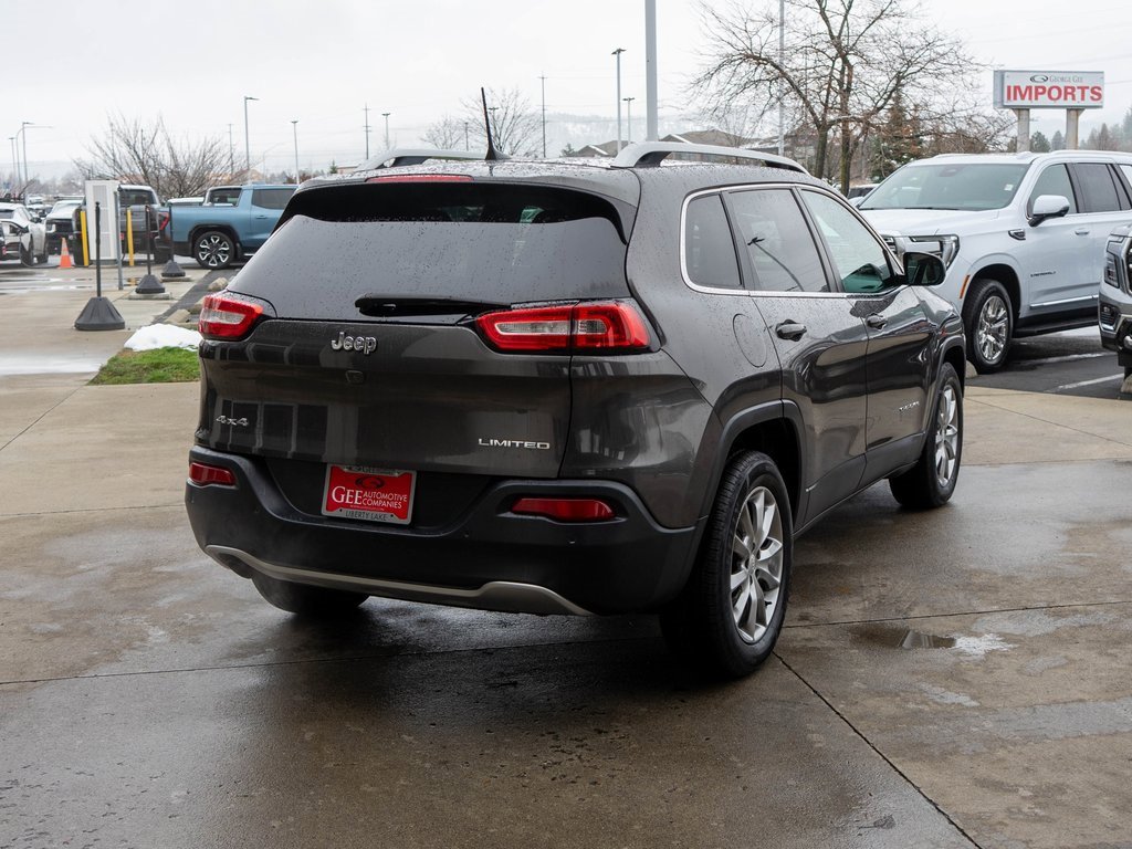 Used 2018 Jeep Cherokee Limited image 7