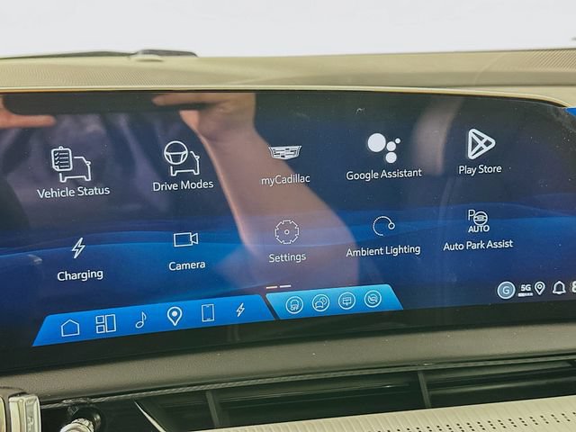 New 2026 Cadillac Optiq Sport 1 AWD/4WD image 10