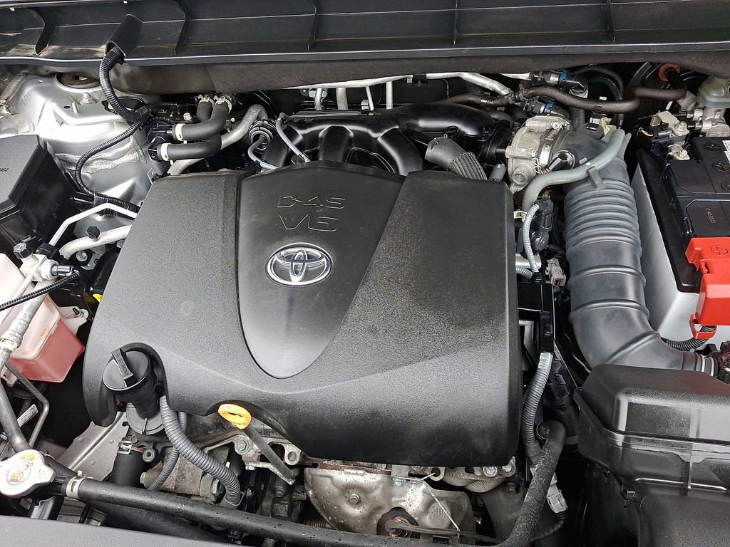 Used 2021 Toyota Highlander XLE image 30