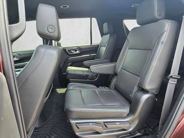 Used 2022 Chevrolet Tahoe Z71 w/ Luxury Package AWD/4WD image 19