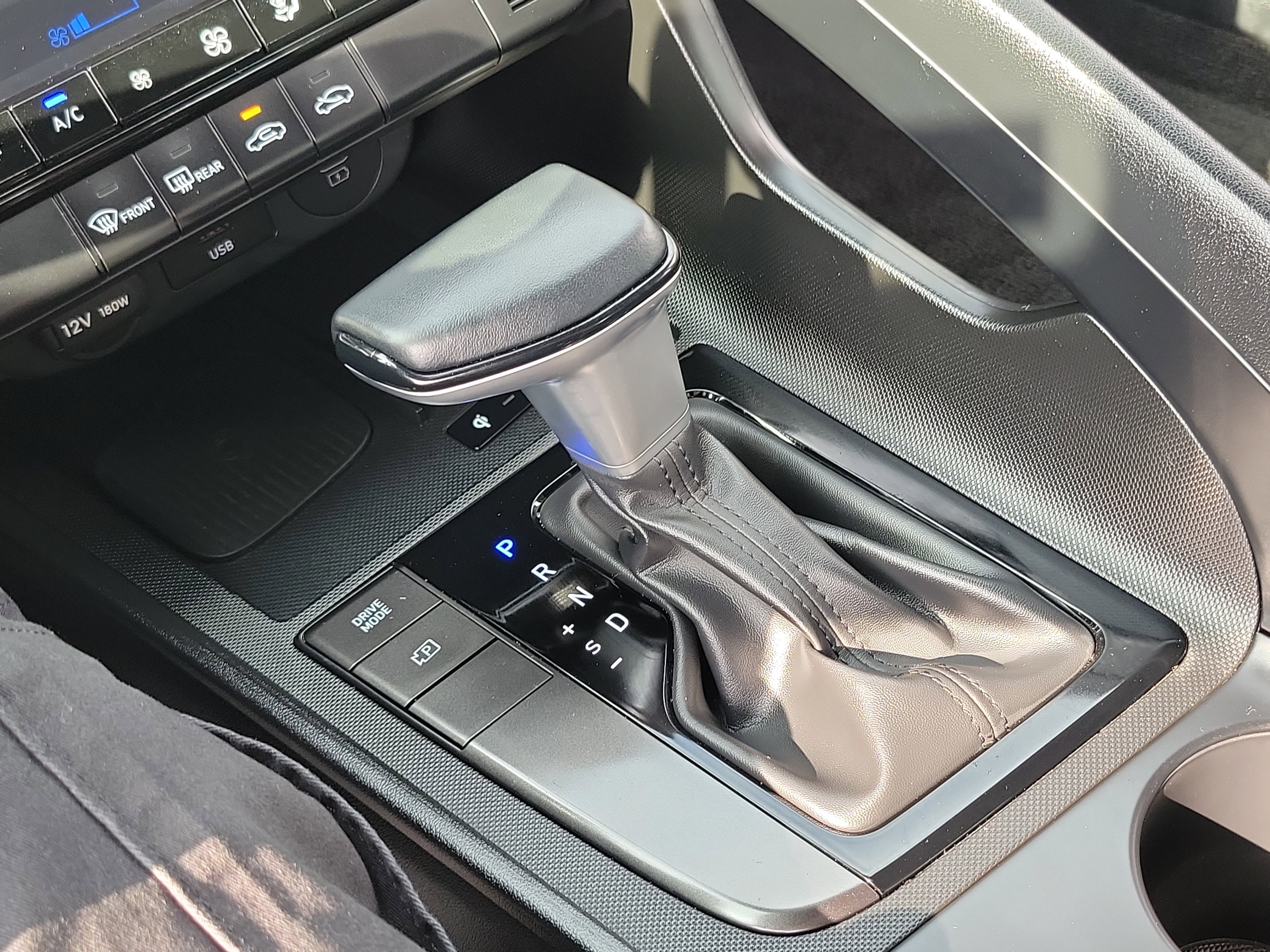 Certified 2025 Hyundai Elantra Sport w/ Cargo Package image 12