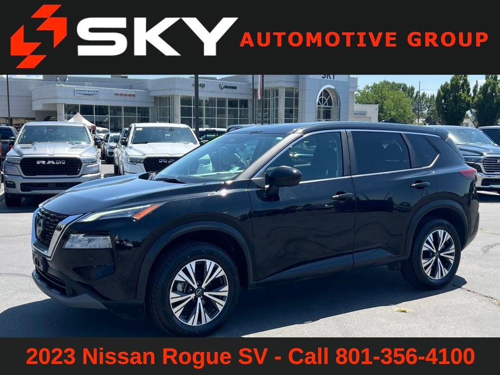Used 2023 Nissan Rogue SV
