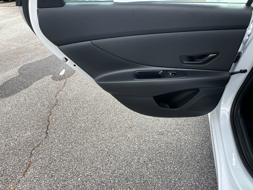 New 2025 Hyundai Elantra Sport image 20