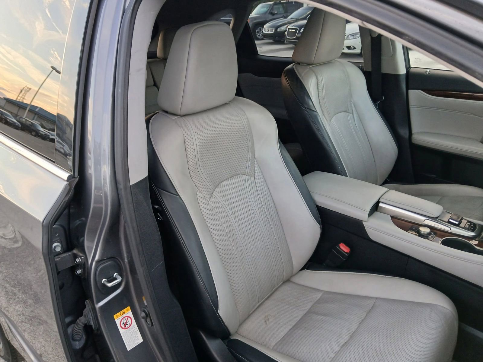 Used 2017 Lexus RX 350 RX 350 Sport Utility 4D w/ Premium Package image 20