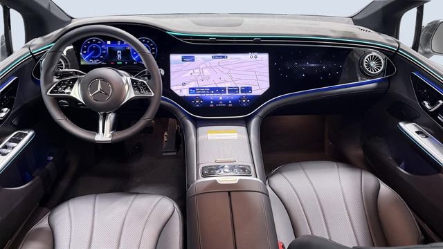New 2026 Mercedes-Benz EQE 320 4MATIC Sedan image 6