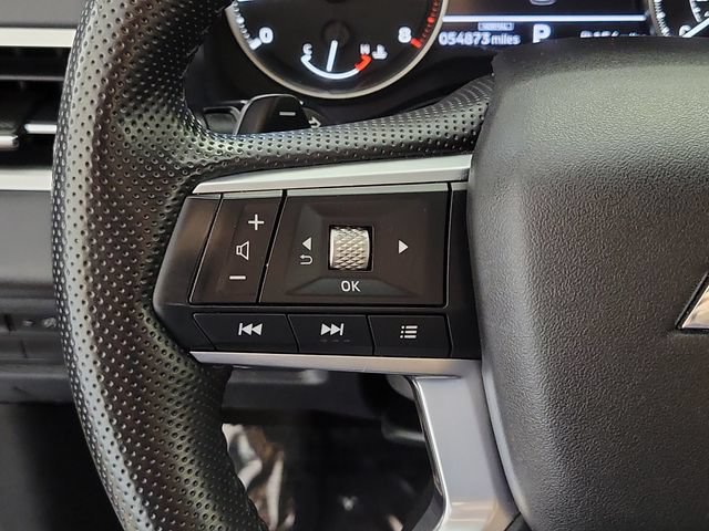 Used 2024 Mitsubishi Outlander SE Black Edition FWD image 23