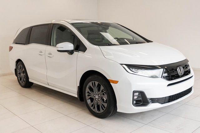 New 2026 Honda Odyssey Touring image 7