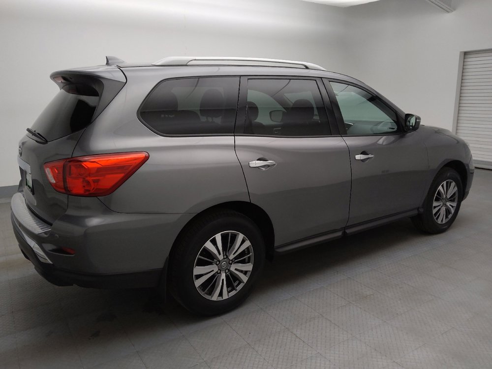 Used 2020 Nissan Pathfinder S image 10