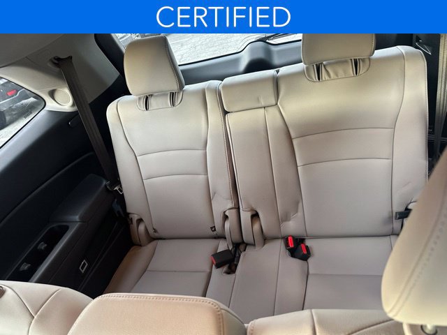 Used 2022 Honda Pilot Touring image 9