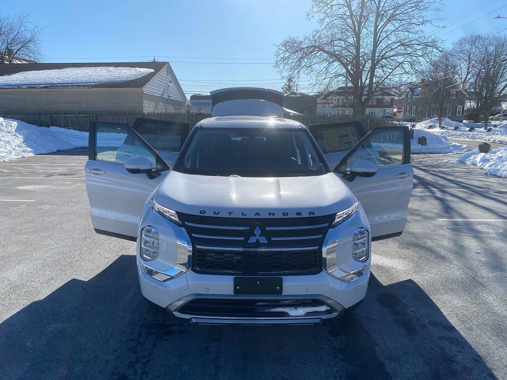 New 2026 Mitsubishi Outlander SE image 30