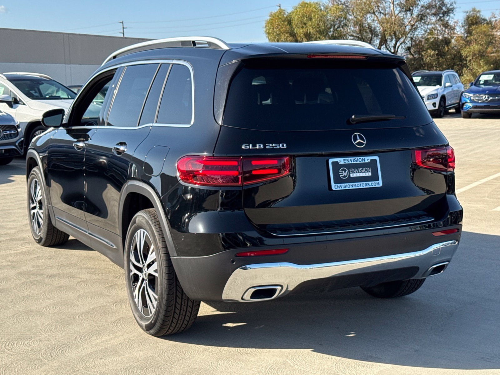 New 2026 Mercedes-Benz GLB 250 image 8