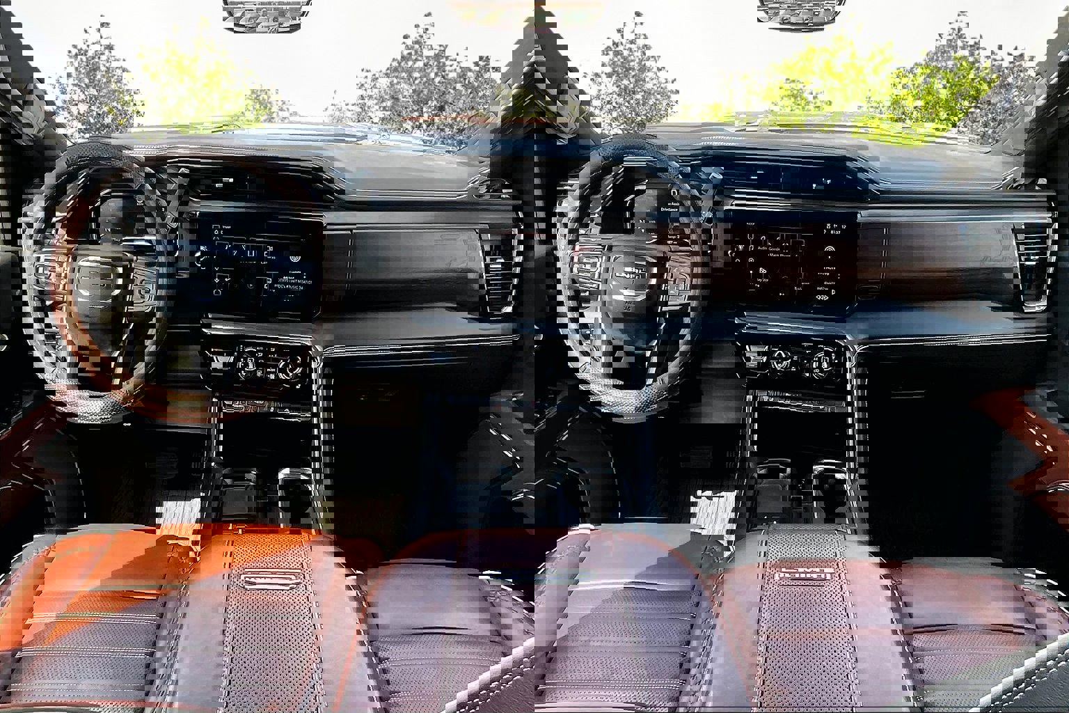 Used 2024 GMC Sierra 2500 Denali Ultimate image 16