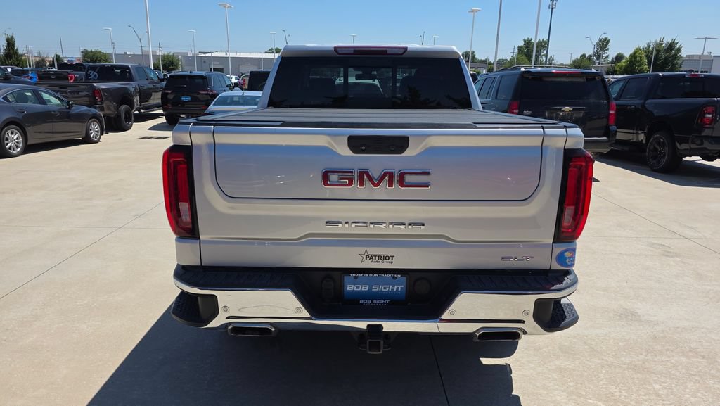 Used 2019 GMC Sierra 1500 SLT w/ SLT Premium Plus Package AWD/4WD image 4