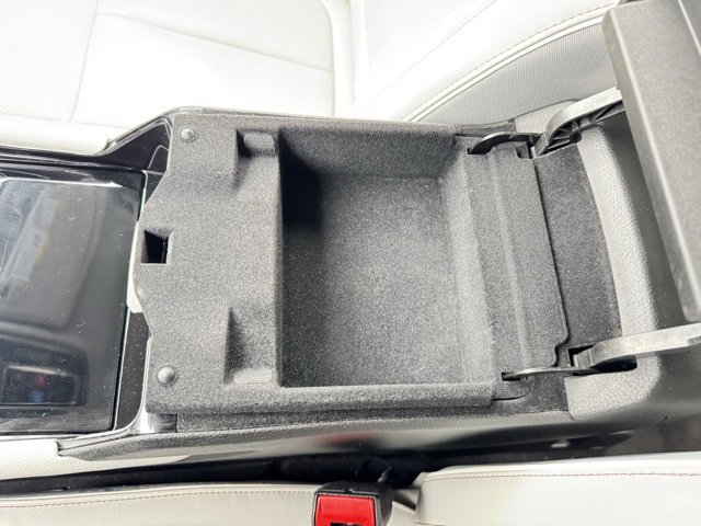 Used 2021 Jeep Grand Cherokee L Overland w/ Luxury Tech Group IV image 26