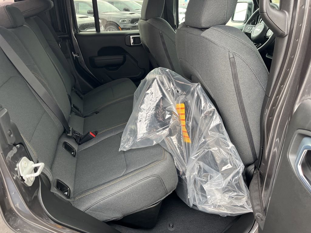 New 2026 Jeep Gladiator Sport image 13